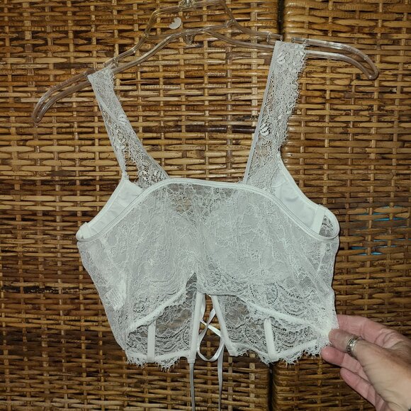 Boho Rock Moto Boho White Sheer Lace Crop Top Corset Underwire Boning SZ L Laced - Picture 4 of 6